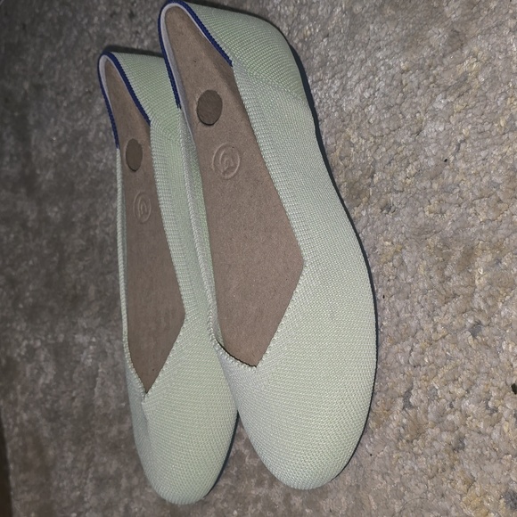 Rothys - Picture 3 of 7